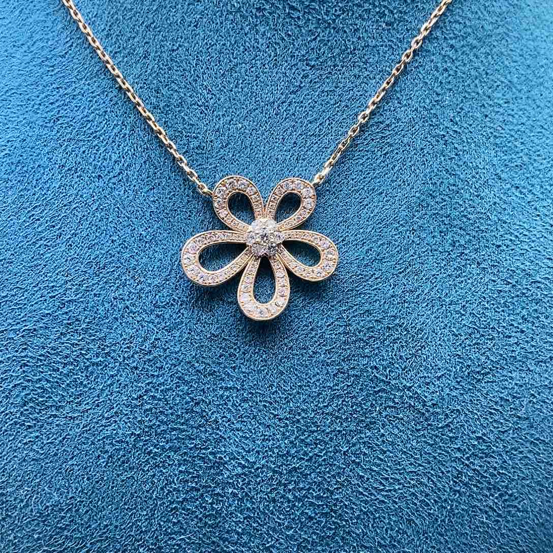 钻石颈饰18K金镶嵌k玫小号格桑花项链