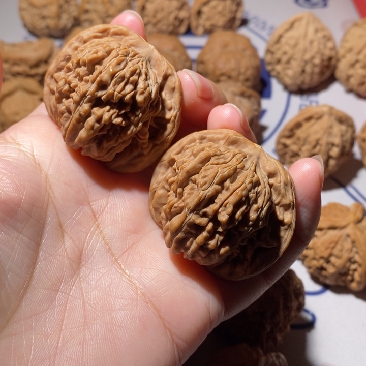 把件文玩核桃姓****徐四座楼特价微瑕