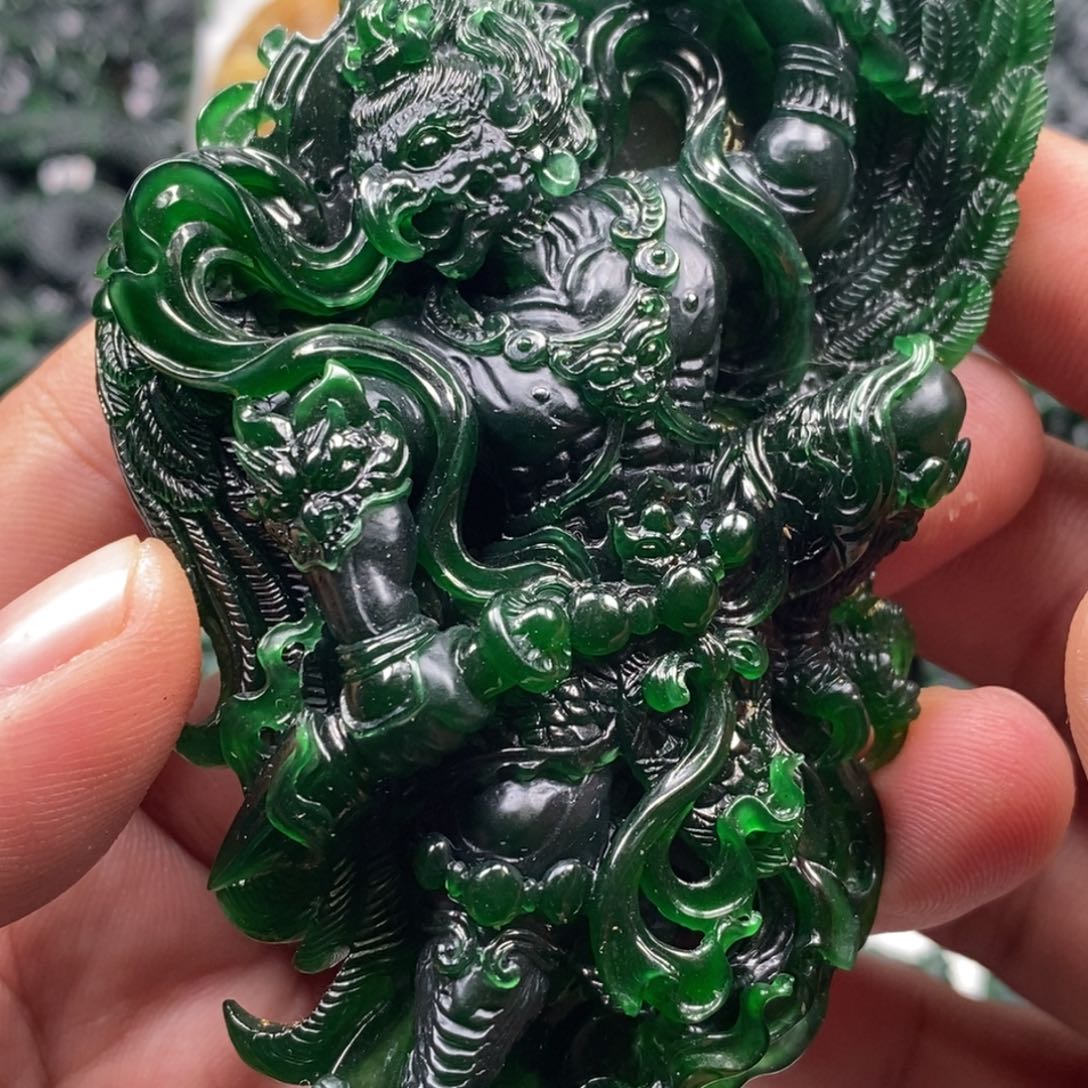 定制翡翠未镶嵌天然翡翠A货雷震子