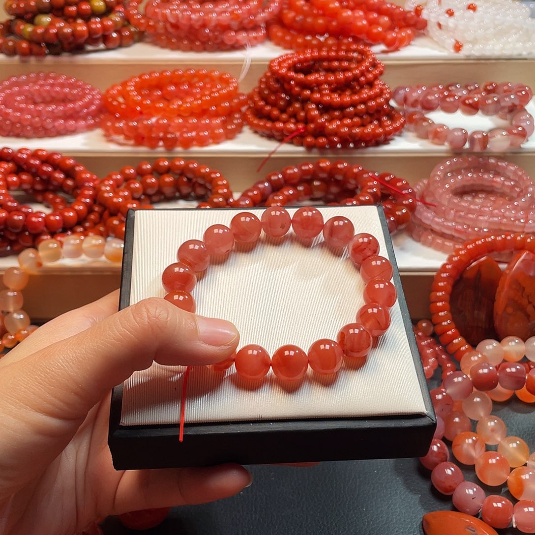 南红玛瑙未镶嵌手链