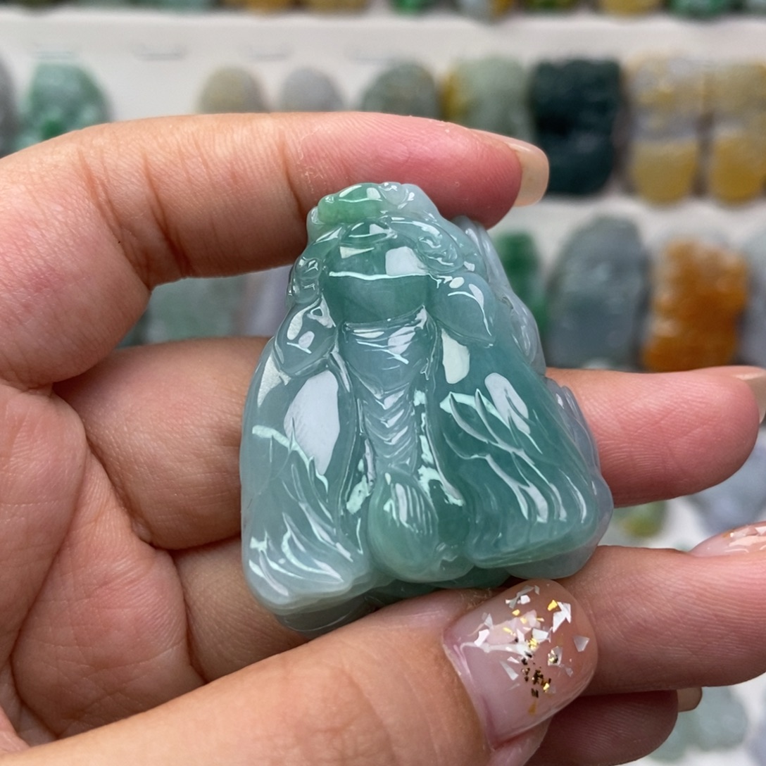 吊坠(赠链)未镶嵌翡翠