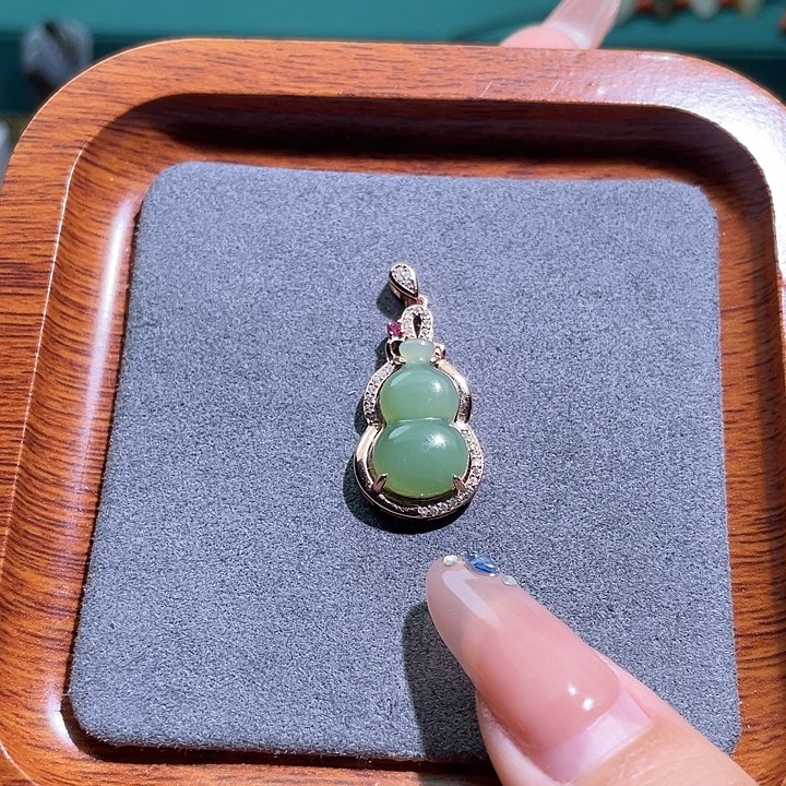 【闪购商品】和田玉颈饰未镶嵌