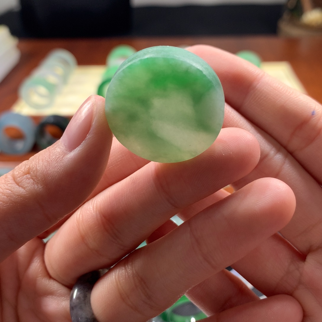 定制翡翠未镶嵌F****翡翠