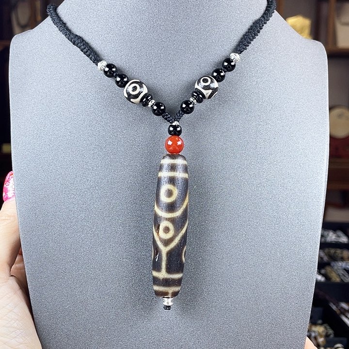 玛瑙/玉髓颈饰合金