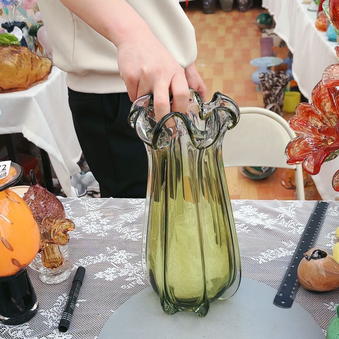 福利不退不换琉璃花瓶艺术品