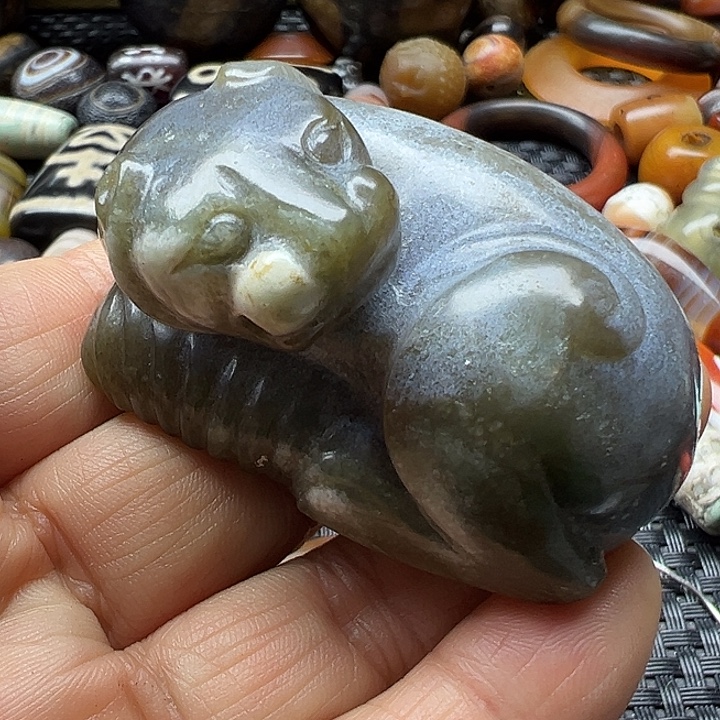 心***蕴玛瑙/玉髓未镶嵌手链