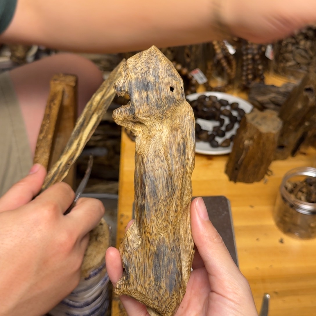 沉香碎屑沉香白棋块料44克