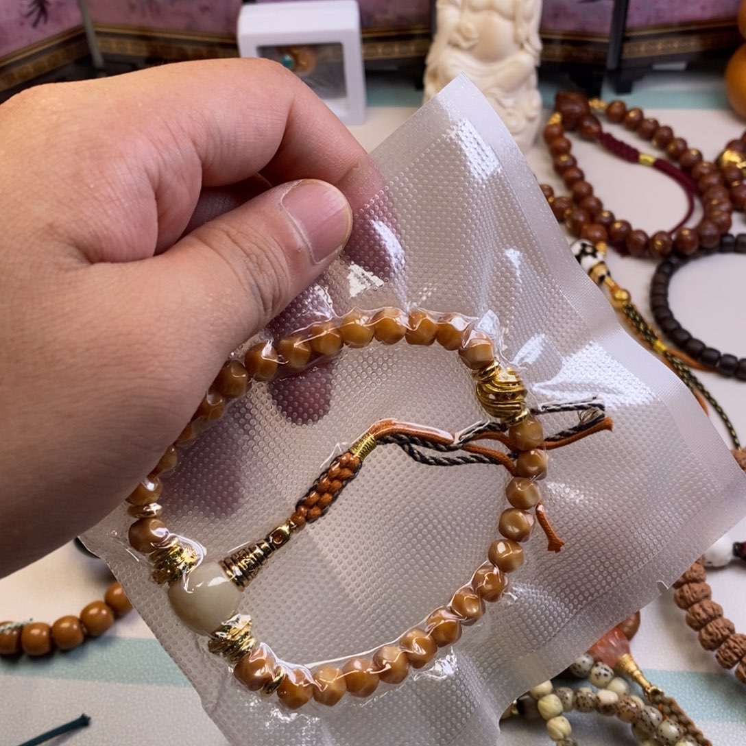 龙脊菩提吊坠。。。。。。。。。。