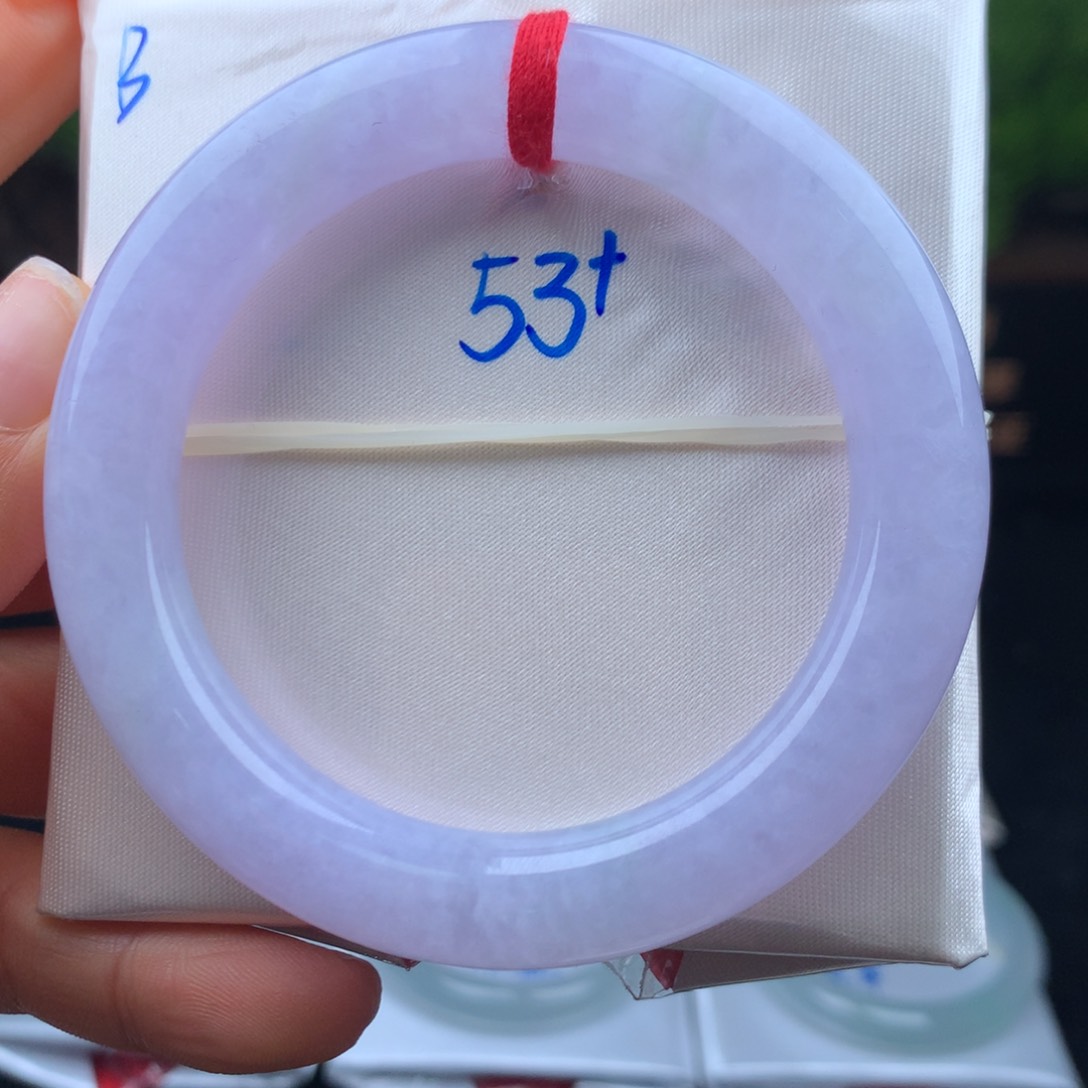 翡翠手镯未镶嵌手镯