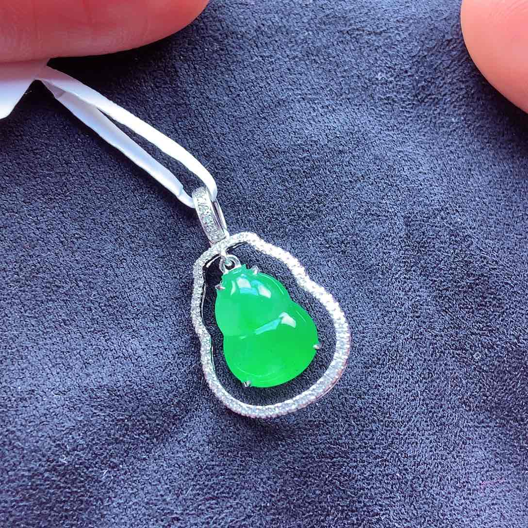 翡翠颈饰18K金镶嵌上新