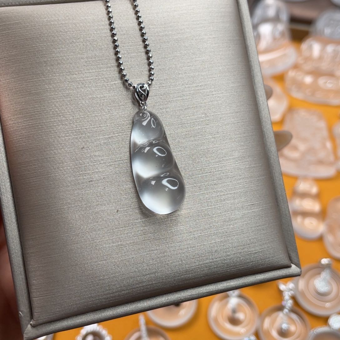 石英质玉黑钢豆子未镶嵌g****n