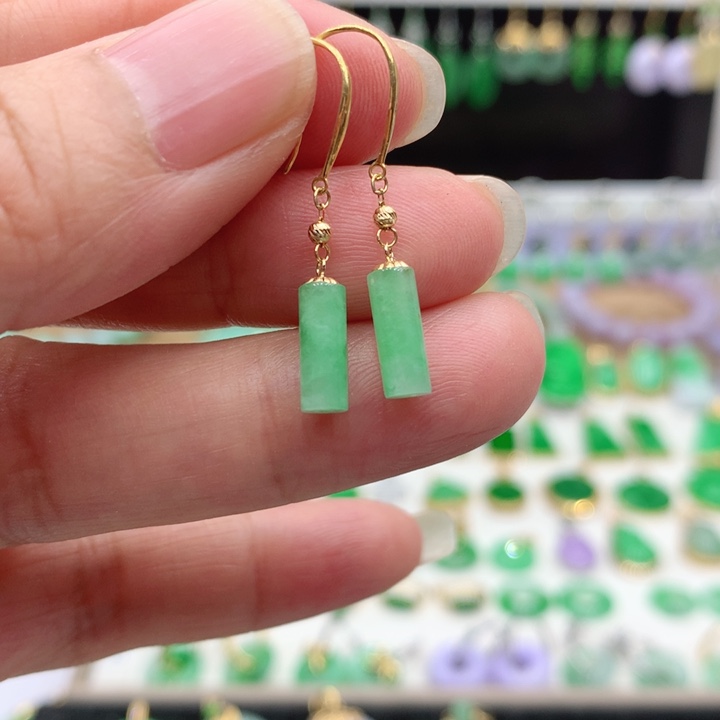 翡翠18K金镶嵌耳饰