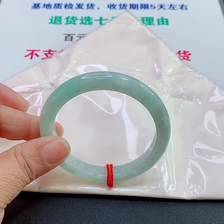 未镶嵌手镯翡翠手镯