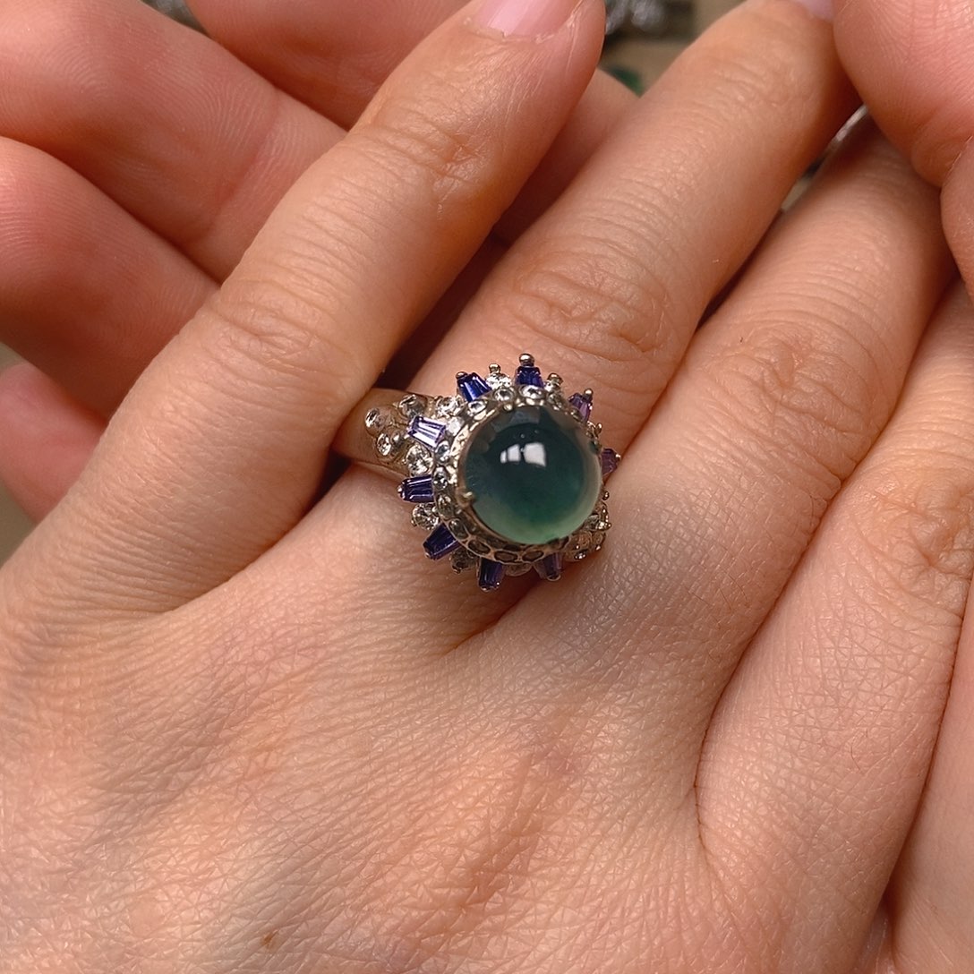 翡翠耳饰未镶嵌翡翠蛋面