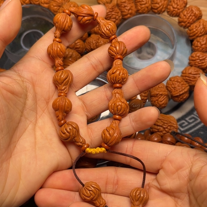 桃核手串龙纹桃核11