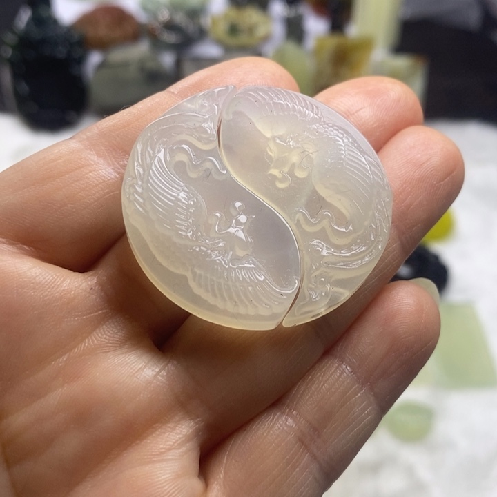 合金蛇纹石玉颈饰