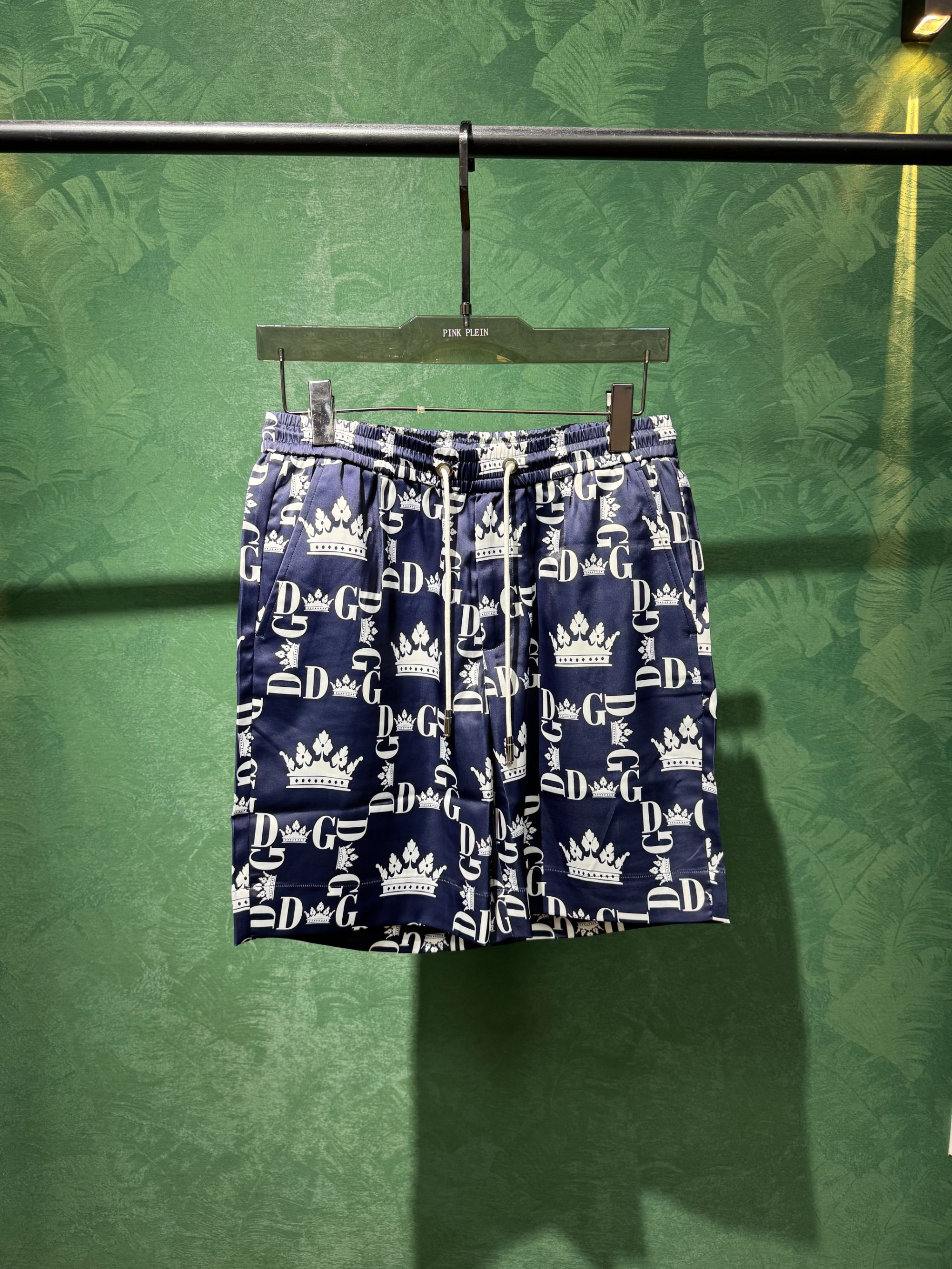 DR.GABBRALA/DG新款2025春夏走秀款男士皇冠满印系列短裤透气267