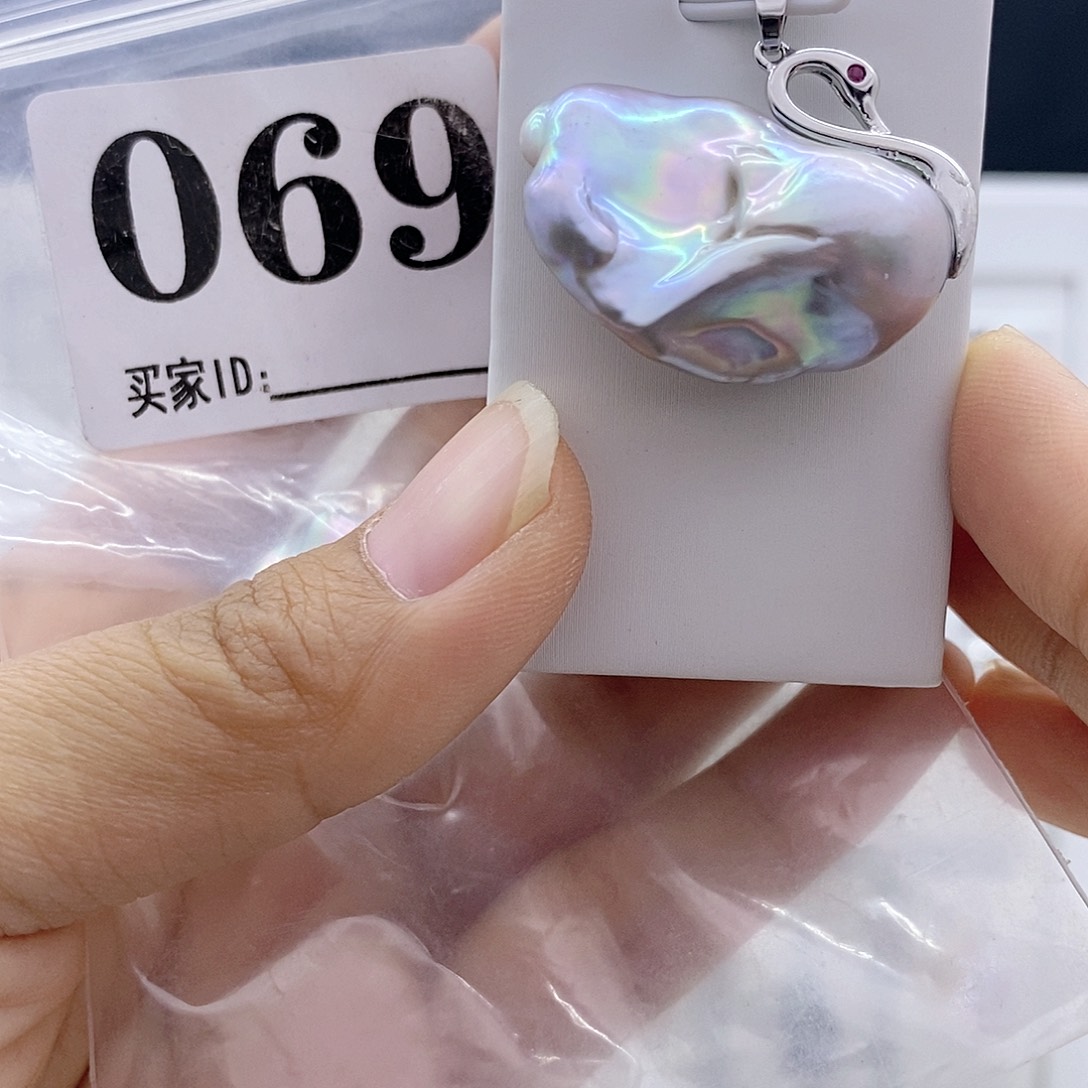 钛钢颈饰淡水珍珠