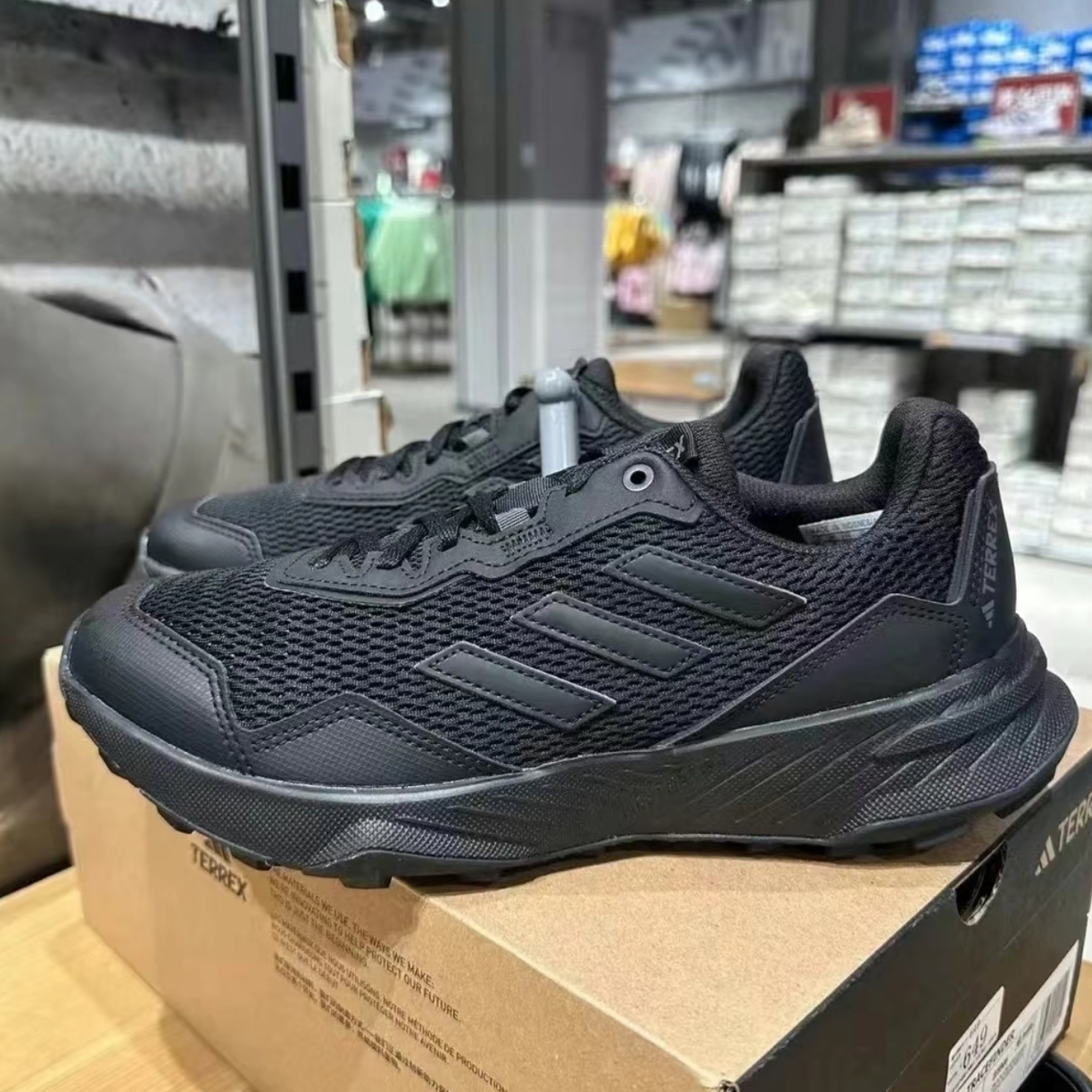 【断码清仓】Adidas /阿迪达斯休闲鞋 IE5906