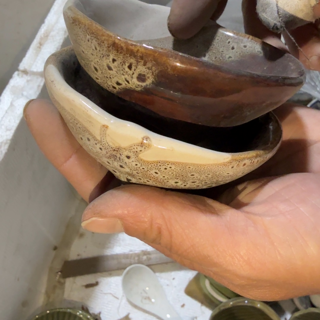 茶盏我们一起看电视的时间