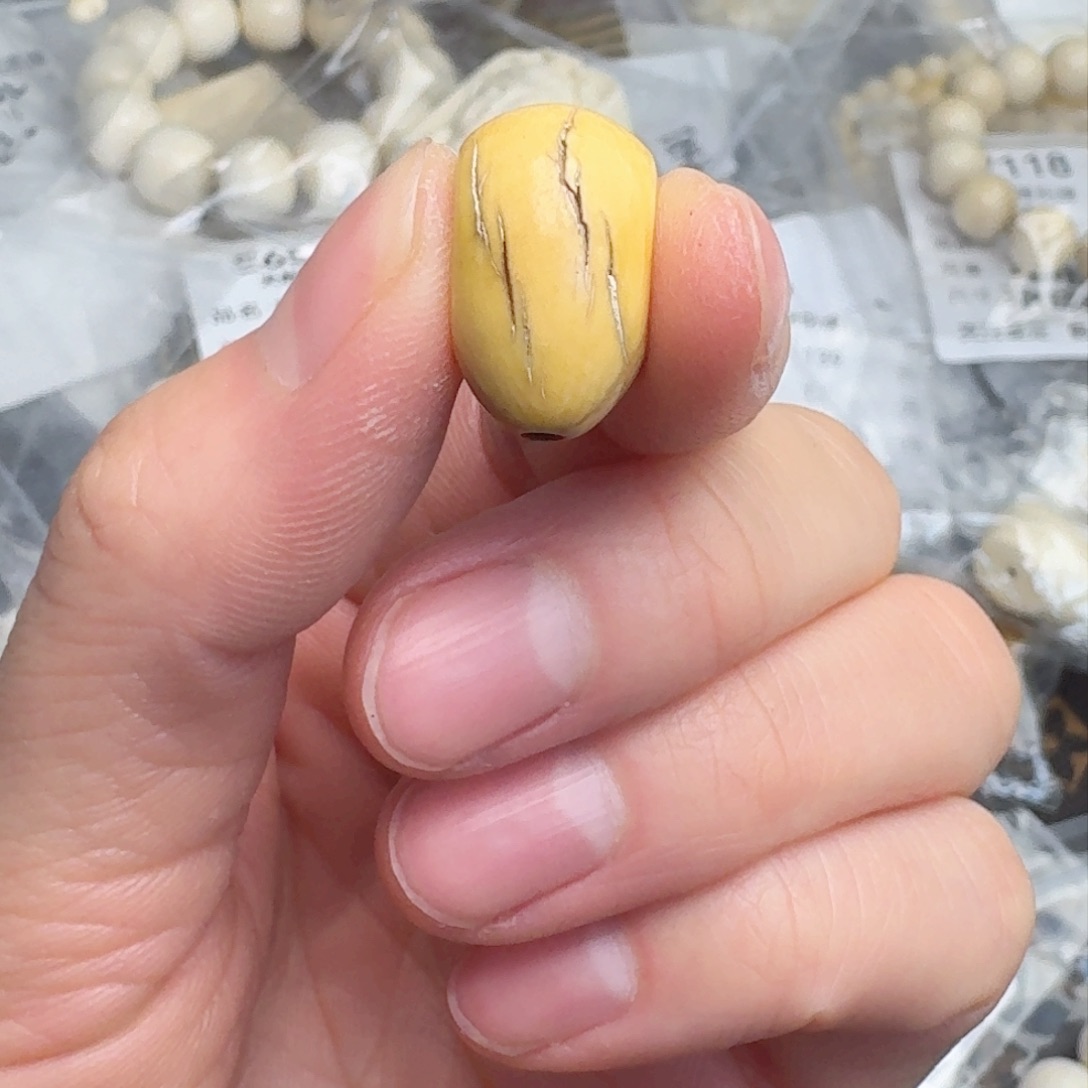 柏香籽/百香籽吊坠朗猛犸