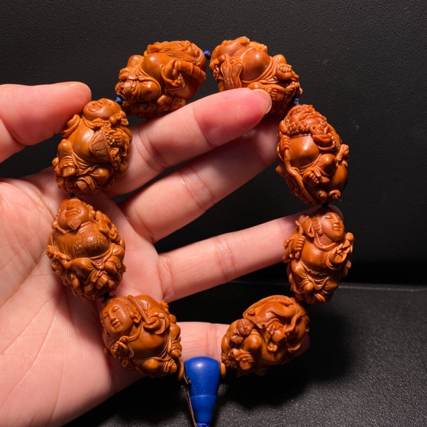橄榄核雕苏工高端作品童子八仙