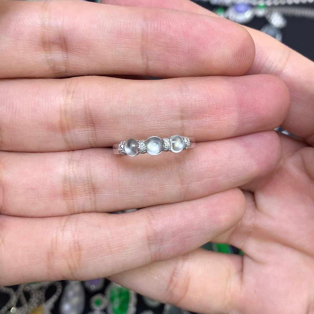 翡翠戒指未镶嵌白冰蛋面戒