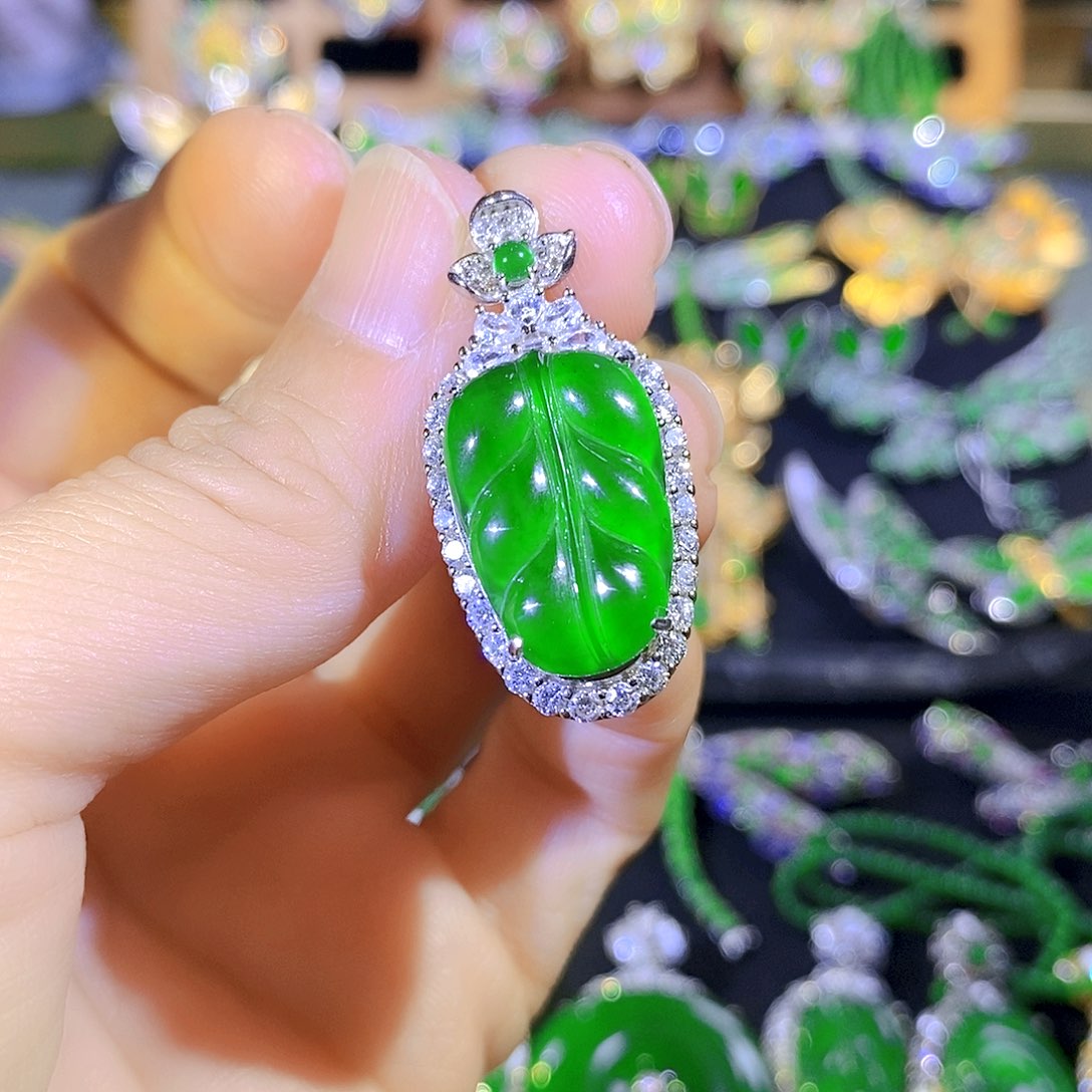 吊坠(不含链)银S925镶嵌翡翠