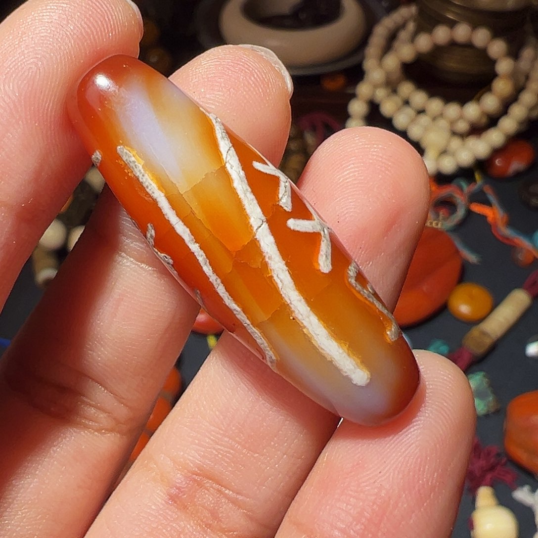 倔***卜非洲紫檀（红花梨）