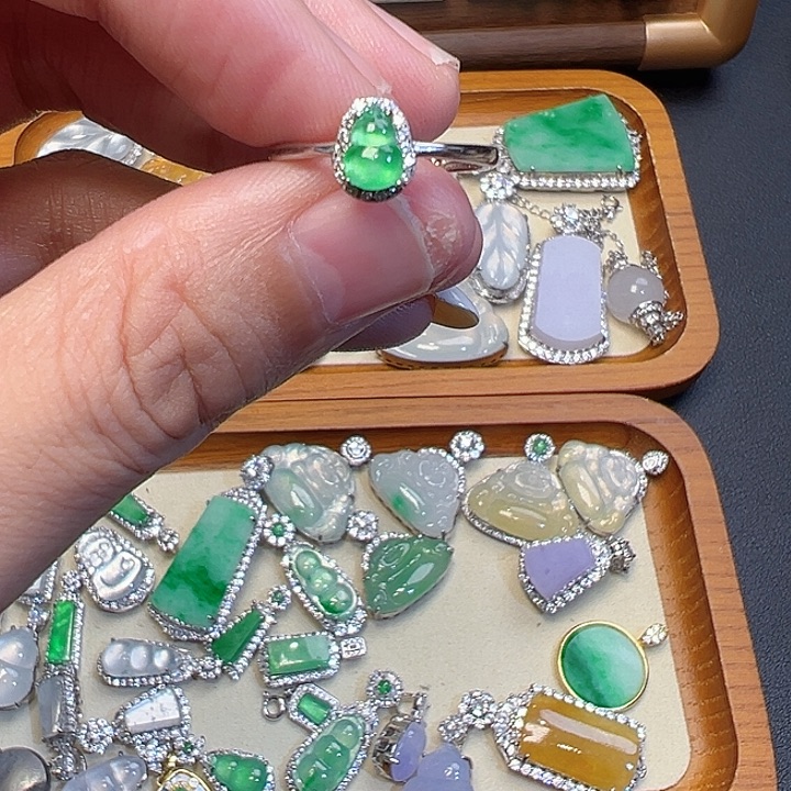 楠***楠翡翠未镶嵌戒指戒指