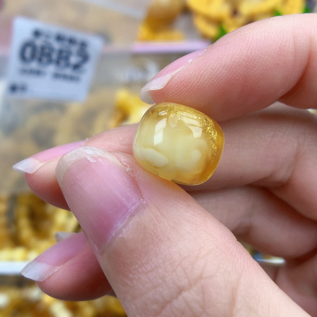 花***椒未镶嵌琥珀裸石12.8