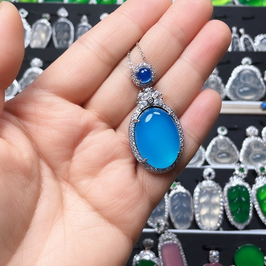 玛瑙/玉髓颈饰合金