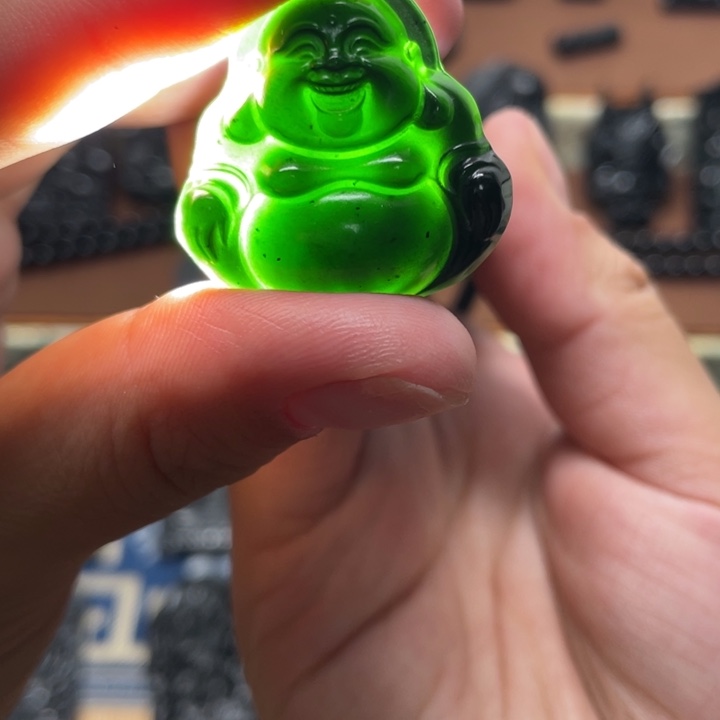 未镶嵌蛇纹石玉颈饰