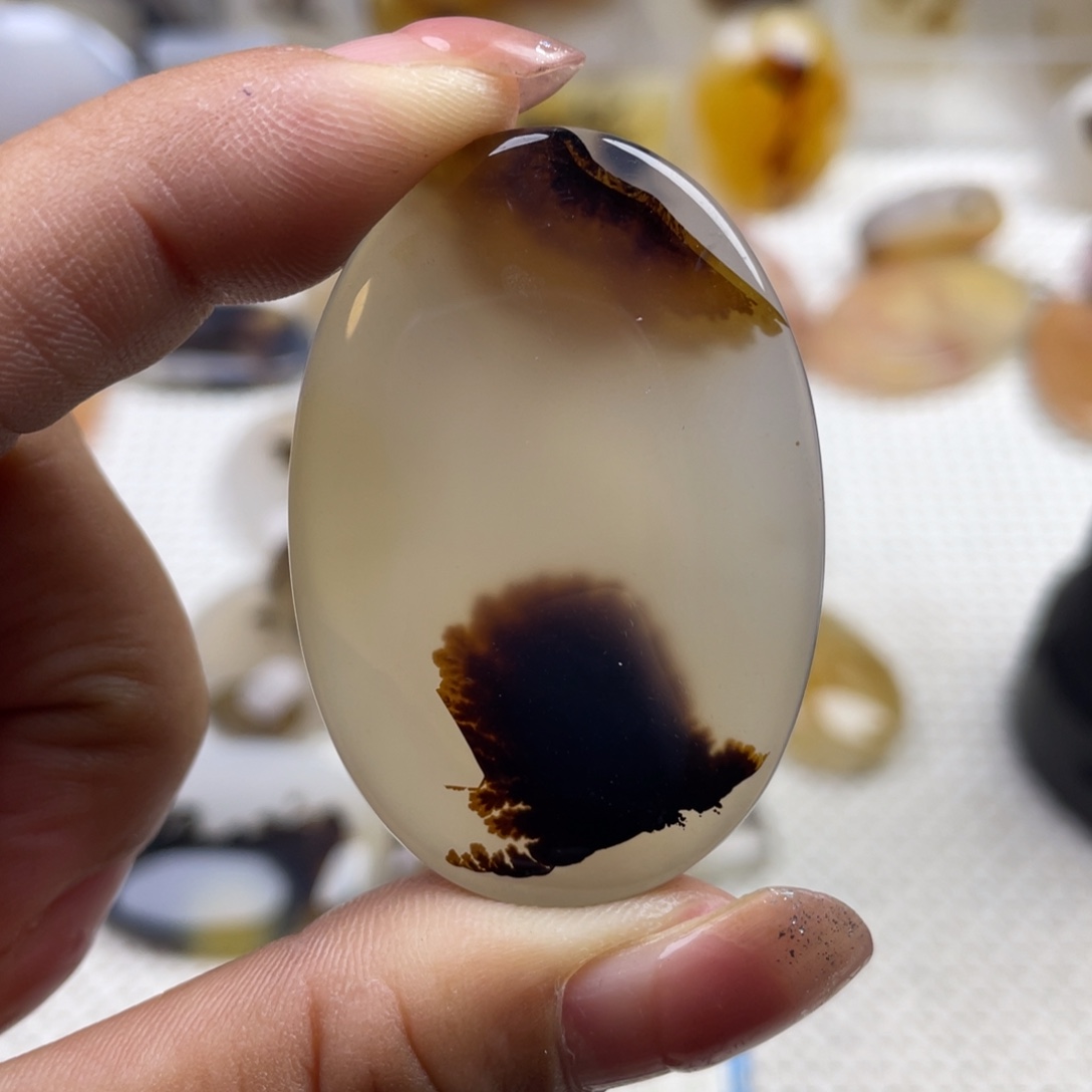 玛瑙/玉髓未镶嵌颈饰