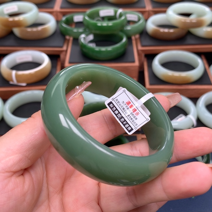和田玉（碧玉）5758圈口未镶嵌