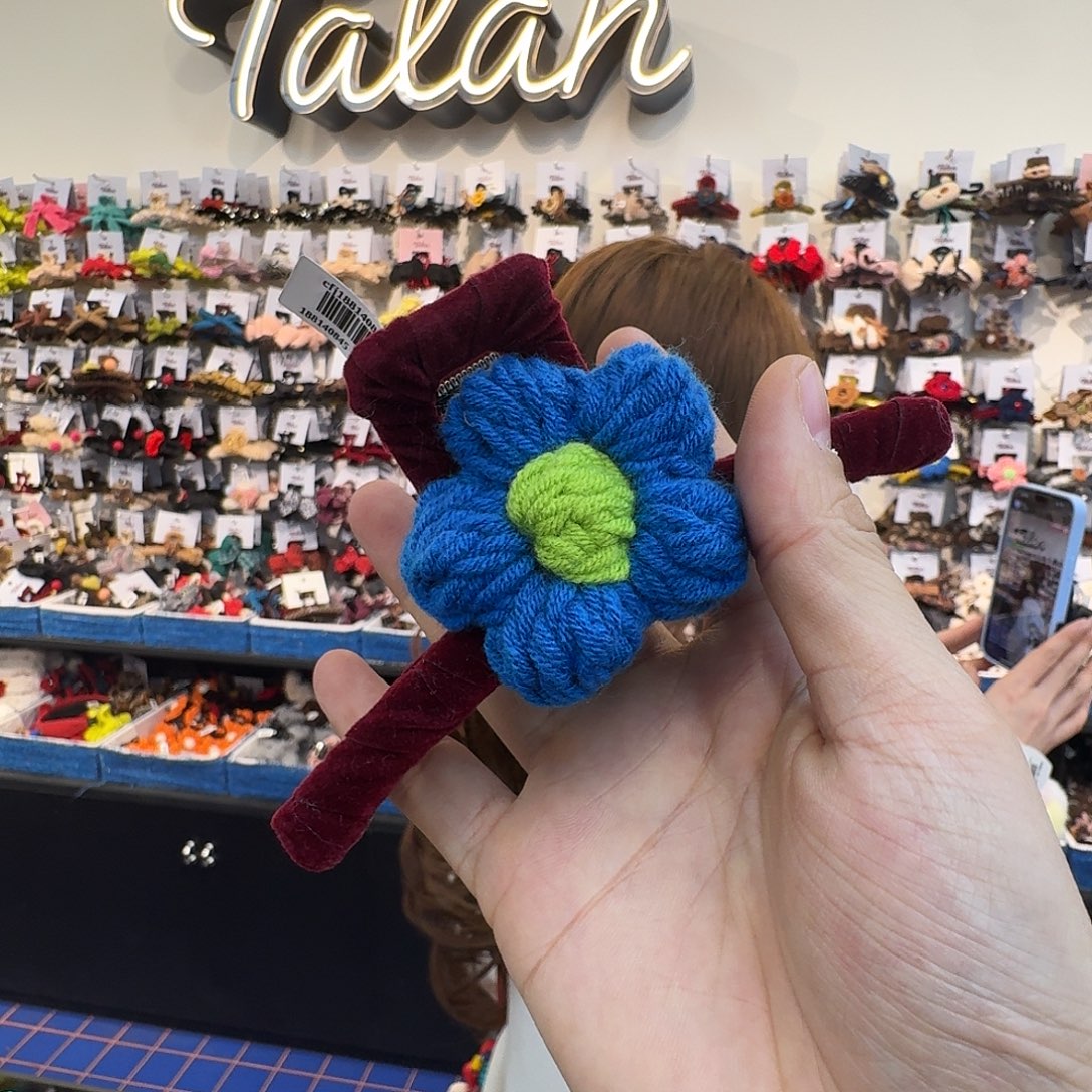 蓝色花花抓夹哦哦