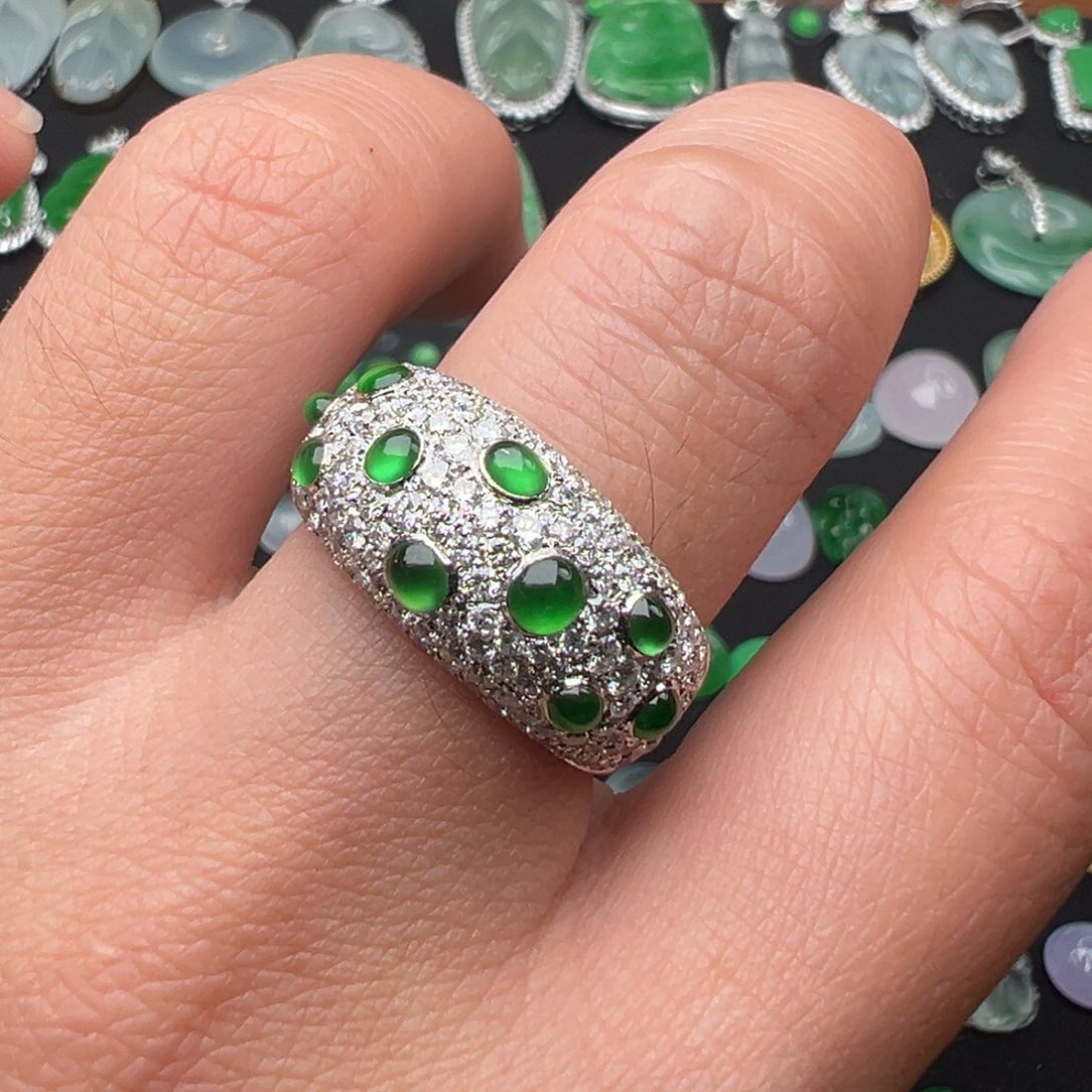 翡翠18K金镶嵌戒指10个蛋面