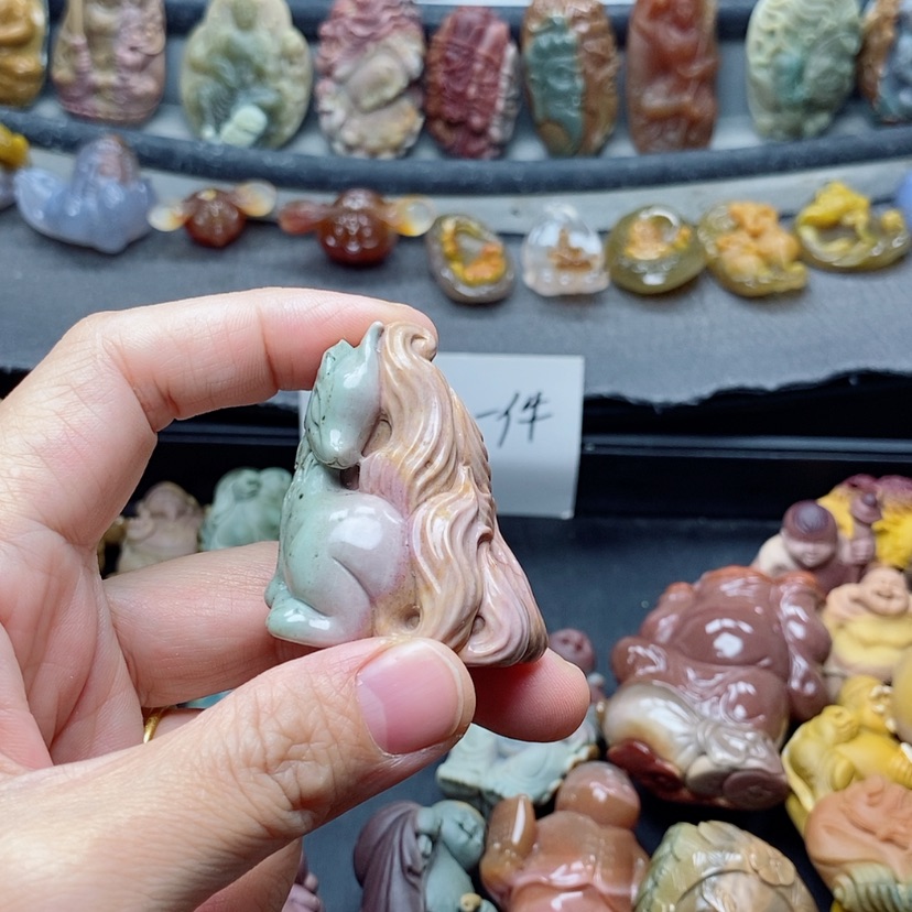 【闪购商品】定制石英质玉吊坠未镶嵌