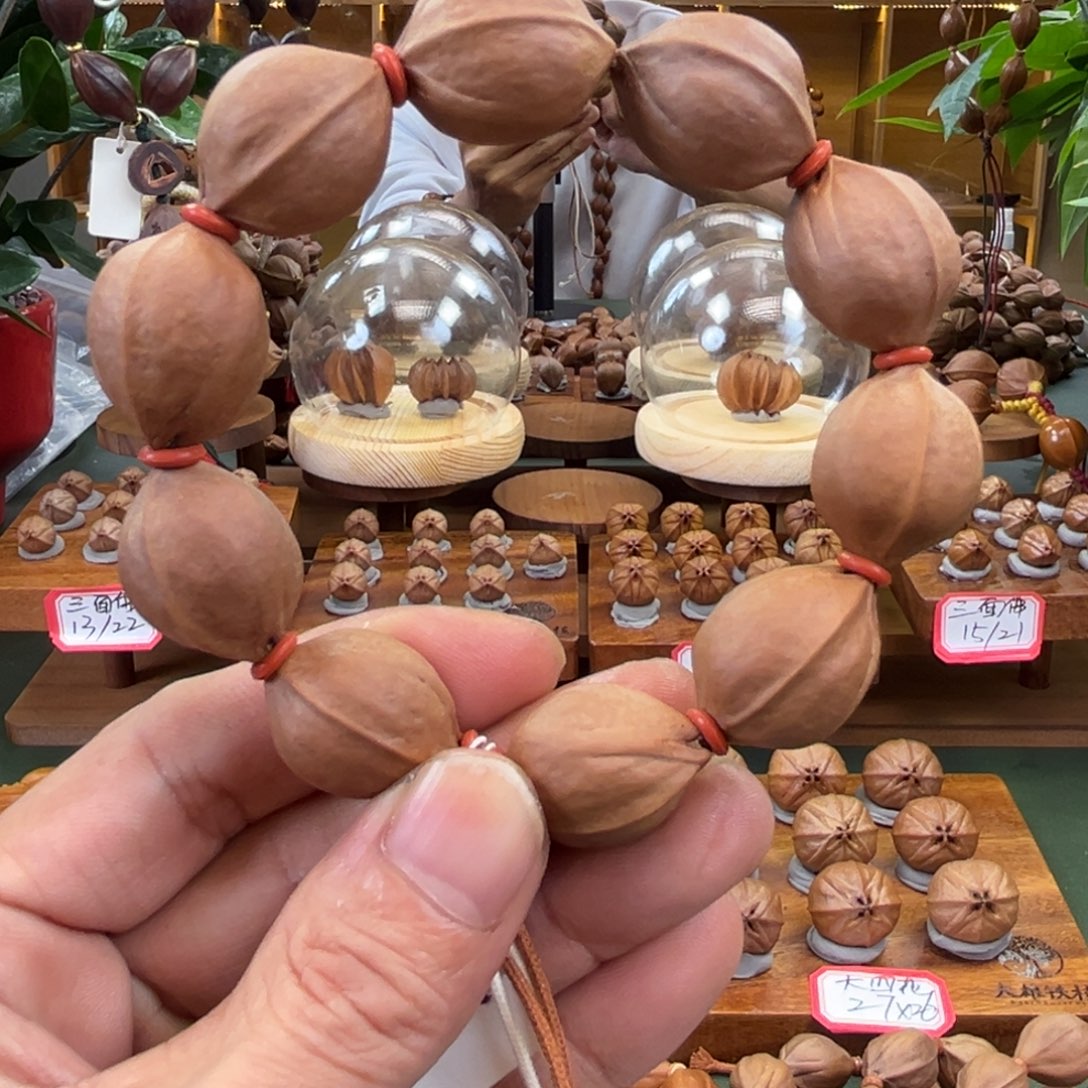 不***道大叶紫檀（黑酸枝木类）