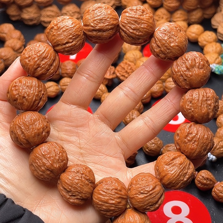 文玩核桃吊坠聚宝盆