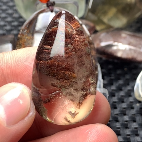 水晶颈饰未镶嵌一****光