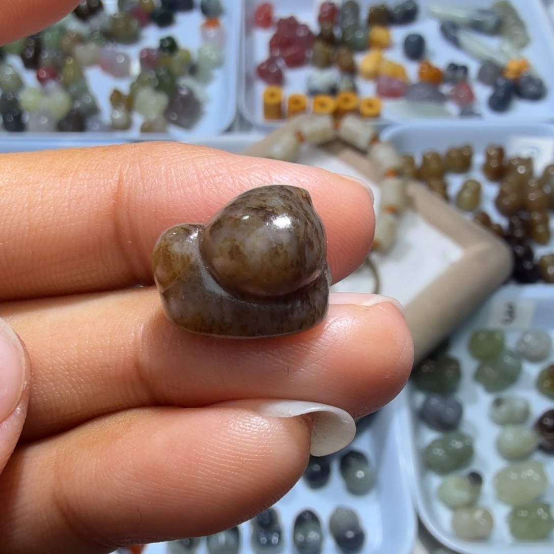 和田玉未镶嵌珠宝奇石