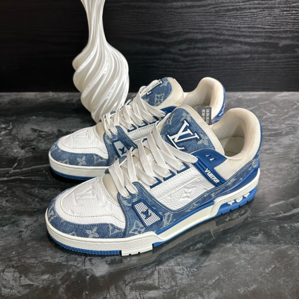 99新 LouisVuitton/路易威登 41码/蓝牛仔拼接Trainer板鞋