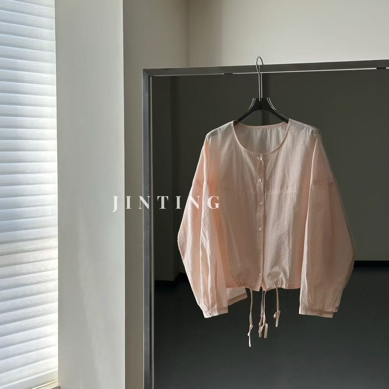 今婷韩系时尚休闲百搭宽松显瘦气质圆领纯色长袖衬衫-M25202359 