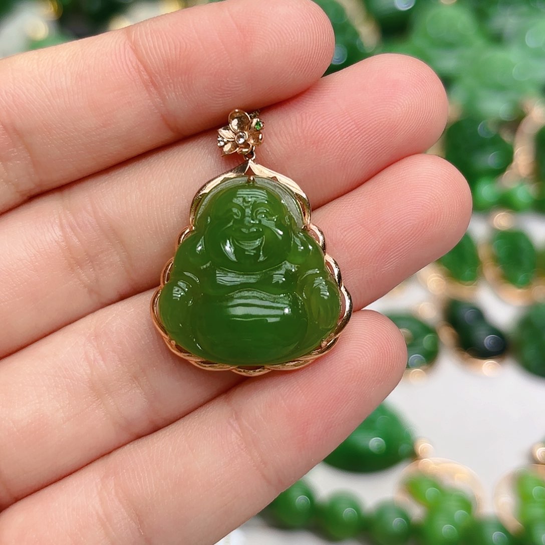 和田玉（碧玉）颈饰18K金镶嵌