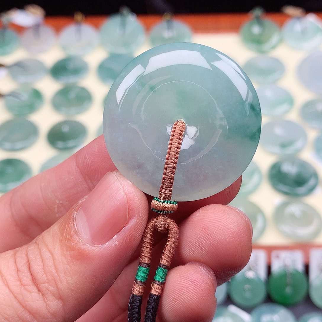 翡翠未镶嵌颈饰33.8-6.5mm