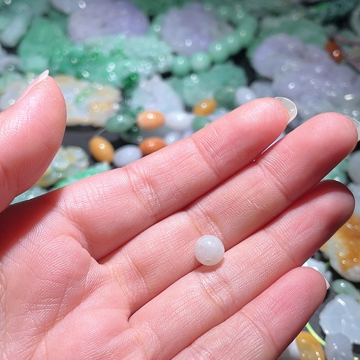 颈饰未镶嵌翡翠安****手天