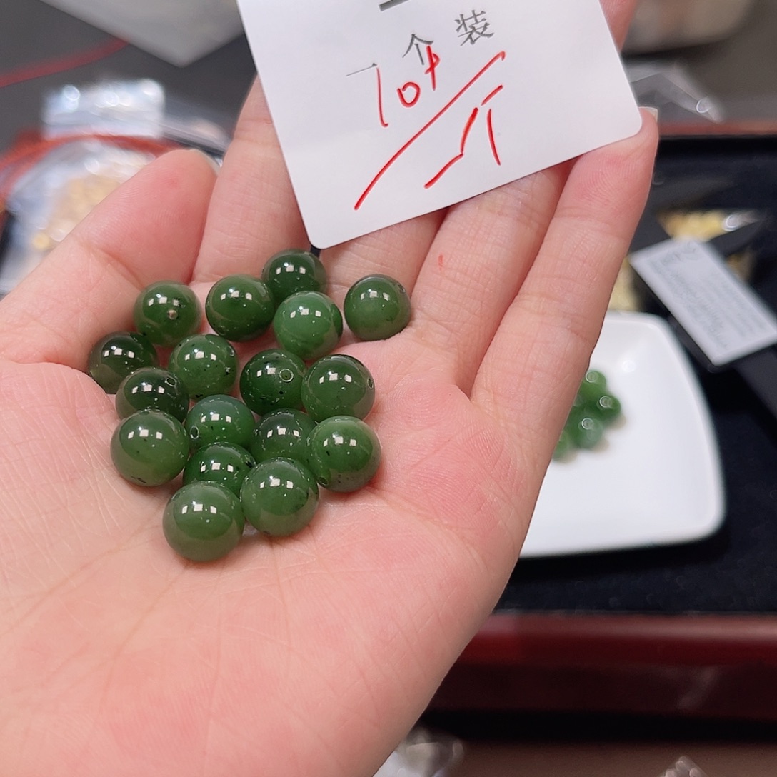 珠宝半成品未镶嵌水晶175 。        