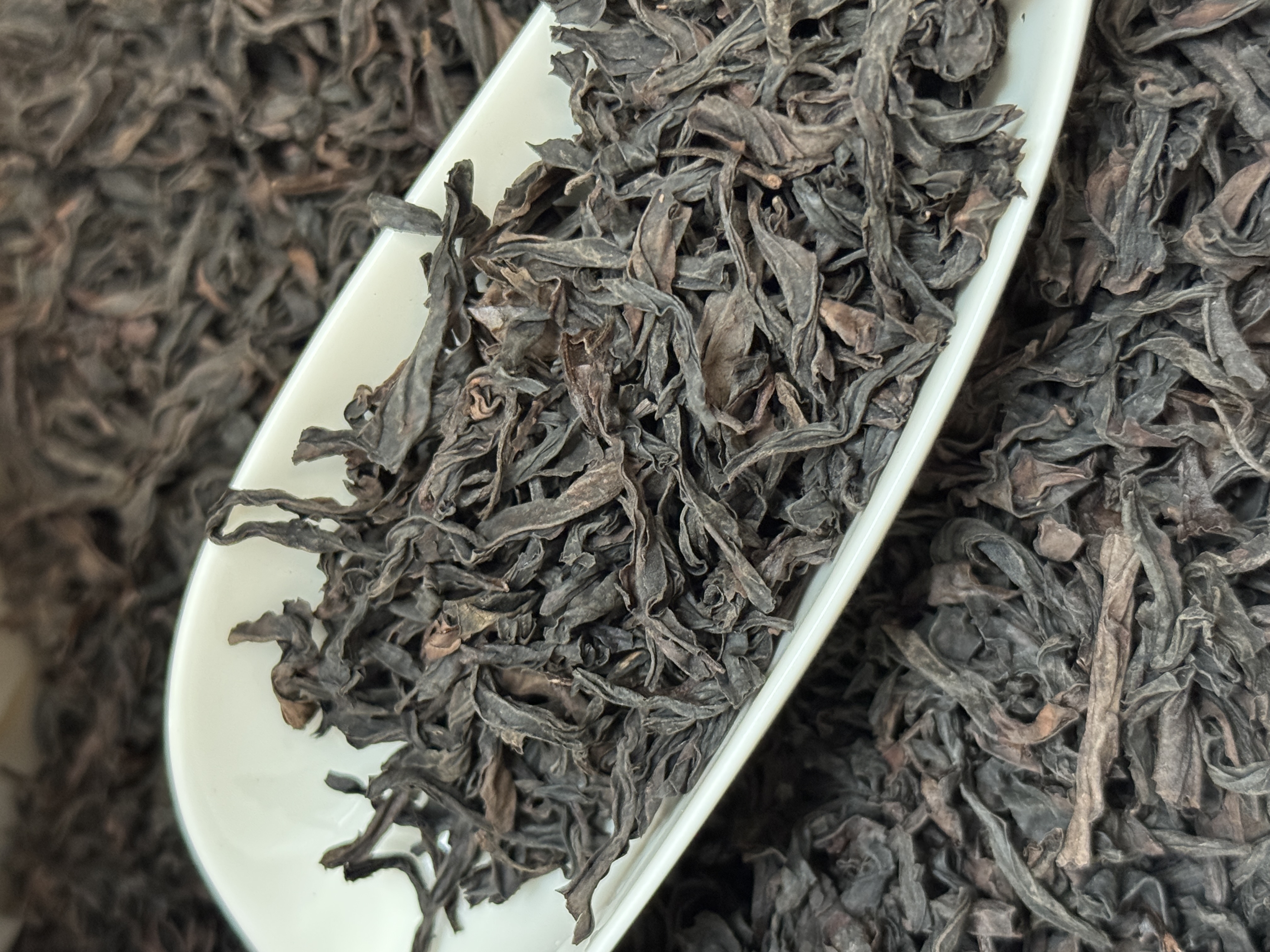 2024武夷岩茶 碧石岩肉桂 中焙火 花果香果仁香武夷肉桂100克/罐