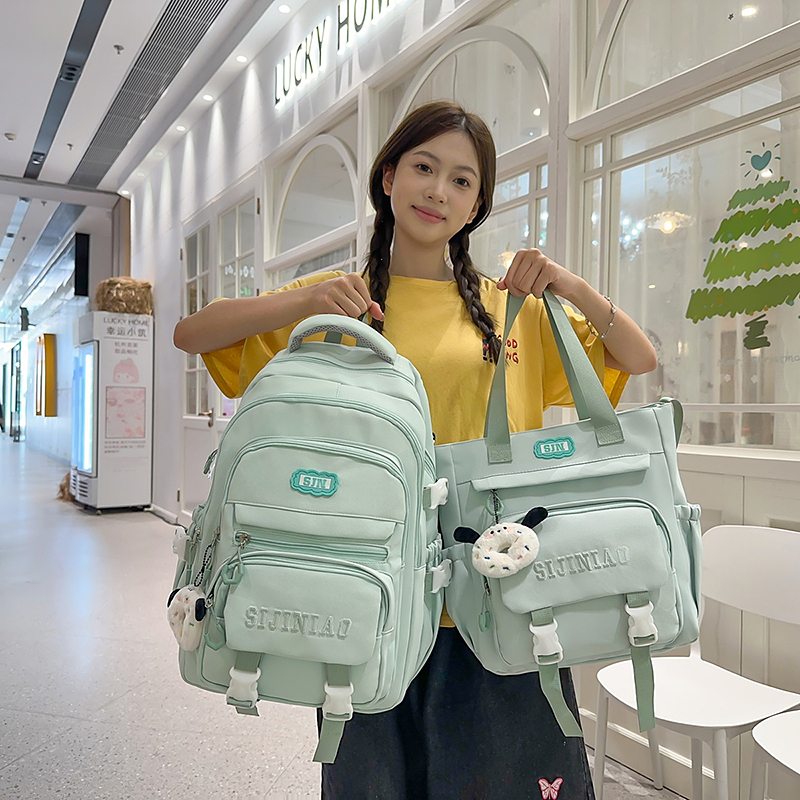 书包女初中生大容量小学生三到六年级高中生轻便高颜值背包双肩包